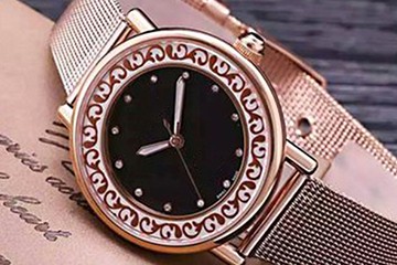 哈尔滨劳力士为什么倒着走